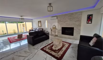 Casa totalmente reformada na City Lapa – conforto, modernidade e sofisticação em um dos bairros mais charmosos da cidade.