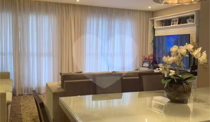 Apartamento à venda em Santana