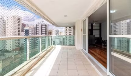 APARTAMENTO À VENDA NO PARAÍSO