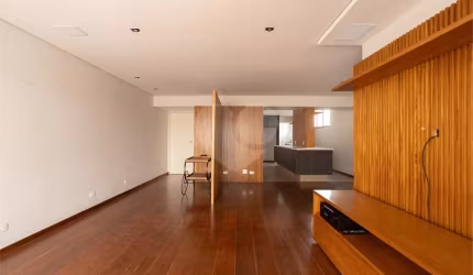 Apartamento para locação no ITAIM BIBI