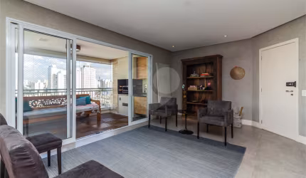 Apartamento a venda na Vila Romana - São Paulo.