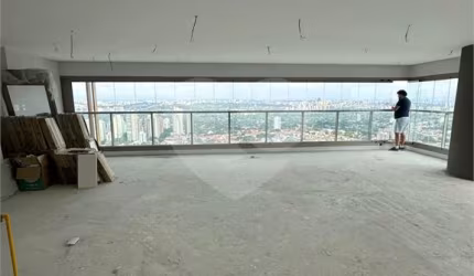 Apartamento à venda na Vila Madalena.