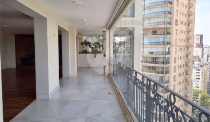Apartamento para locação com 350 m² 4 suítes 5 banheiros 5 vagas no Jardim América.