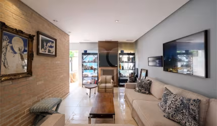 CASA DE VILA À VENDA NA VILA NOVA CONCEIÇÃO