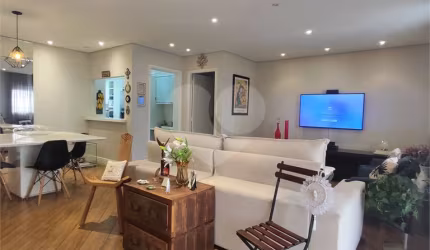 APARTAMENTO À VENDA EM PERDIZES