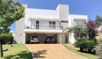 Casa em Condomínio Fechado na cidade de Itú.