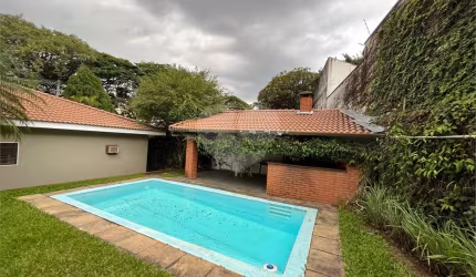 Casa Residencial A VDENDA NO ALTO DE PINHEIROS
