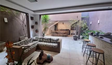 Casa 3 Suítes 269m² Vila Mariana