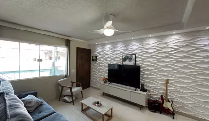 Sobrado no Mandaqui com 120 metros construídos, todo reformado, diferenciado.