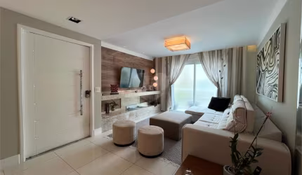 Sobrado em condomínio 335 m² com 4 quartos e 4 vagas em Tremembé - São Paulo - SP
