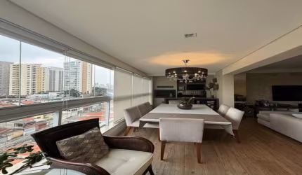 Apartamento  impecavel com varanda gourmet