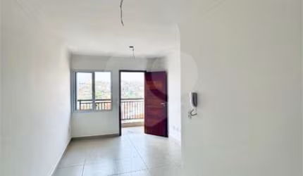 Apartamento novo 02 dormitórios com 1 vaga por menos de 350 mil reais