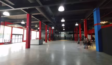 Loja - Barra Funda - 20 Vagas - Aluguel - 1400m²