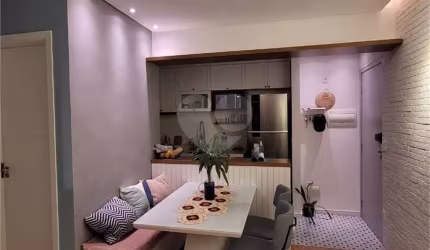 Apartamento novo, 54 metros, 2 dormitórios planejados sendo 1 suíte.