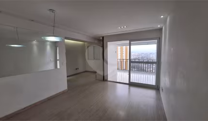 Apartamento à venda na Av Gustavo Adolfo com 67m² - 1 suíte - 1 vaga