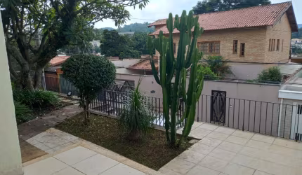 Casa à Venda -  Ampla com Jardins  - área Gourmet - Tremembé