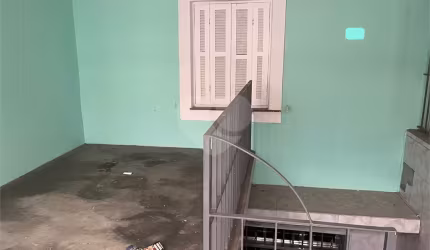 O sobrado fica no bairro Parque Vitória  120 metros quadrados  Sendo 2 quartos Sala Cozinha ampla 1 vagahttps://www.youtube.com/watch?v=aNw4lxtW_YY&list=PLLT61SHdeQXuxTYMoLSTrT0kRCChHpc0W&index=5