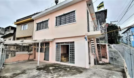 Vende excelente sobrado de 3 andares no Jardim Tremembé