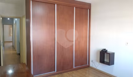 Excelente sobrado próximo  ao jardim frança com 3 quartos 1 suite 2 vagas