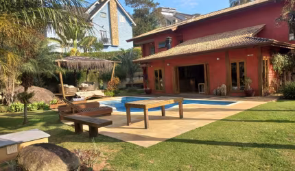 Casa de condomínio à venda com 460 m² com 4 quartos na Serra da Cantareira  - Mairiporã - SP Casa de Alto Padrão em Condomínio Fechado na Serra da Cantareira O Suíça da Cantareira !!