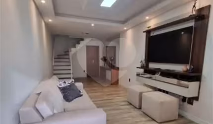 Sobrado à venda em Santana, com 100 m2, 3 dormitórios