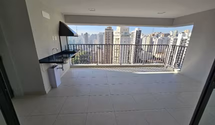 Apartamento novo com varanda gourmet à venda em Perdizes