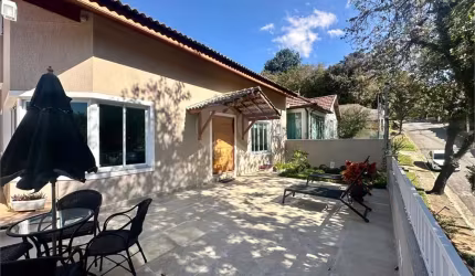 MARAVILHOSA CASA TÉRREA
