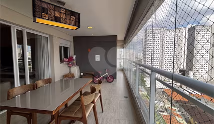 Apartamento na Barra Funda