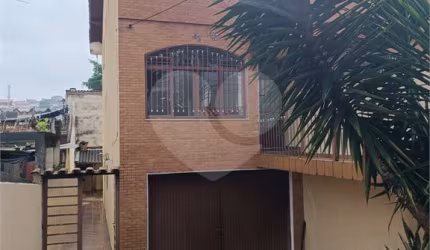 Sobrado no Tremembé