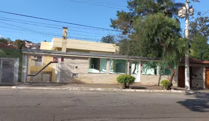 Casa Térrea no Horto Florestal
