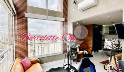 Moderníssimo apartamento Duplex com 2 dormitórios, sala ampla com 2 ambientes, varanda com churrasqueira, cozinha planejada, no bairro de Santana