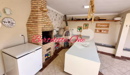 Sobrado para venda, 287m², 4 quartos, suíte, espaço gourmet, 3 vagas, Tremembé - São Paulo