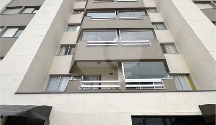 Apartamento a Venda no Bairro do Limão com 75 m2