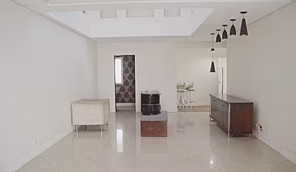 Sobrado 240m² Condomínio Fechado. Estuda Permuta.