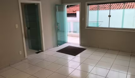 Procurando imovel comercial ou Residencial  300m2