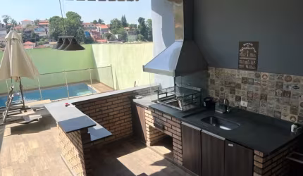 Sobrado para venda possui 350 metros quadrados com 4 quartos em Vila Irmãos Arnoni - São Paulo - SP