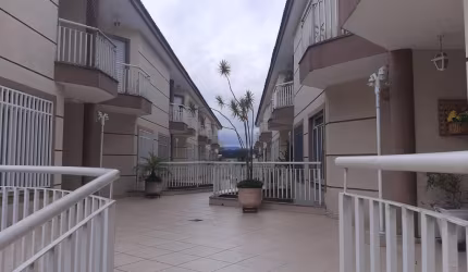 Casa em condomínio Lauzane Paulista