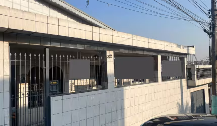 Casa a venda com 3 dormitórios no Jardim Peri