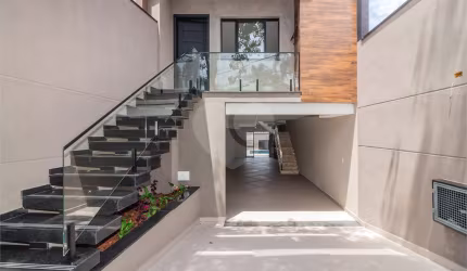 Sobrado á Venda Jardim São Paulo  275m²  3 dormitórios 3 suités 2 vagas