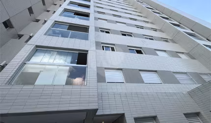 Apto novo para venda possui 56 metros quadrados com 2 quartos no Jardim São paulo