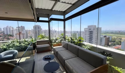Cobertura Duplex decorada e mobiliada à venda em Santana com 325 m² de área privativa.