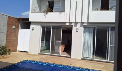 Sobrado de alto padrão com 4 Quartos à venda, 241m² - Jardim Leonor Mendes de Barros