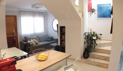 VENDA - Casa em Condomínio Fechado no Tucuruvi – 2 Dormitórios (2 Suítes) | 2 Vagas | Próximo ao Metrô
