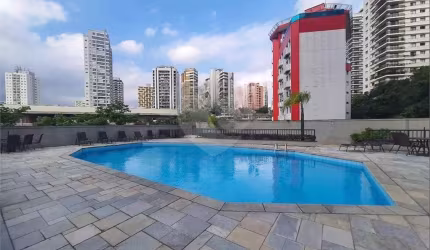 Apartamento para aluguel tem 160 m2 com 3 quartos mobiliado