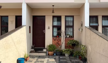 Casa em Condomínio Fechado na Vila Isolina