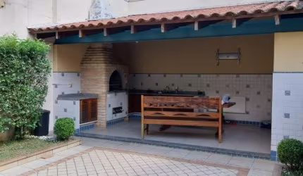 Casa Térrea Espaçosa no Jardim São Paulo!
