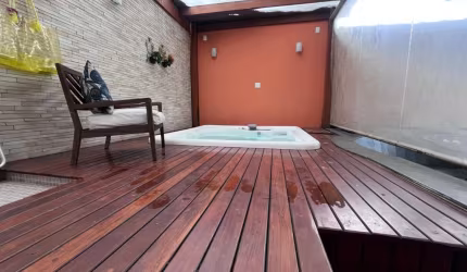 Casa isolada de alto padrão com acabamento fino e localização privilegiada!