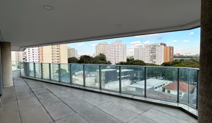 Apartamento alto padrão, 265 metros, 4 suítes e 4 vagas