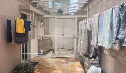 Casa em condomínio