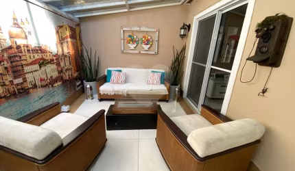Sobrado em condomínio no Tremembé